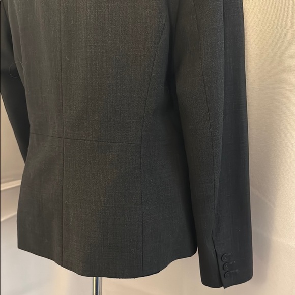 Jones New York Collection Platinum Stretch Women’s Blazer. Size 10. - Picture 5 of 14
